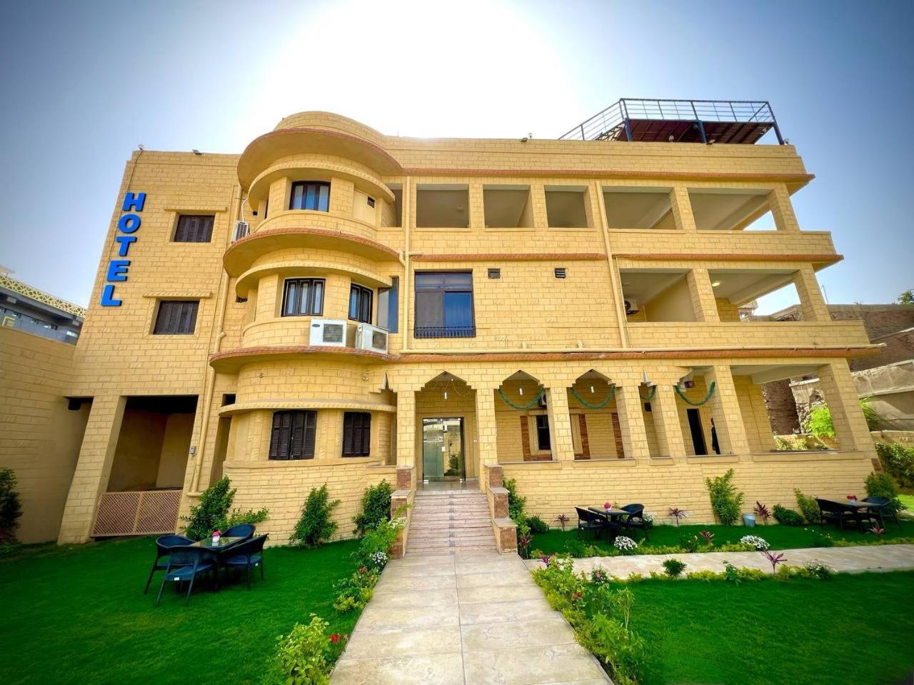 Kafret el-Gabal Turquoise Pyramids Gate Hotel City Centre מראה חיצוני תמונה